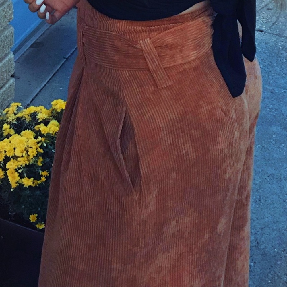 Pants - Picture 2 of 3